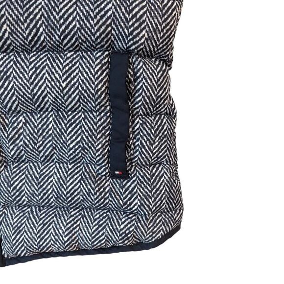 Tommy Hilfiger Puffer Vest Womens Small Down Filled Navy Blue Herringbone Preppy - Picture 2 of 10
